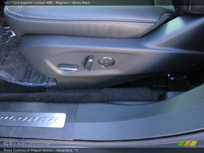 Magnetic / Ebony Black 2017 Ford Explorer Limited 4WD