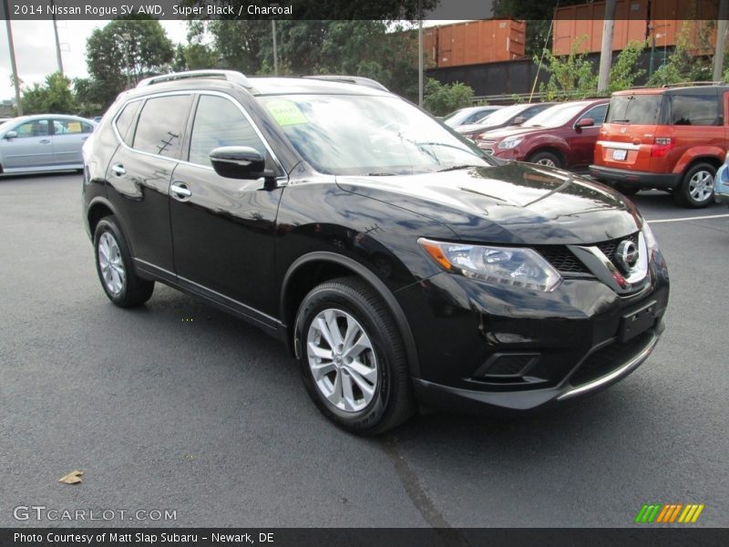 Super Black / Charcoal 2014 Nissan Rogue SV AWD