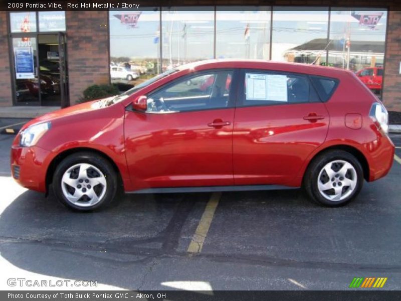 Red Hot Metallic / Ebony 2009 Pontiac Vibe