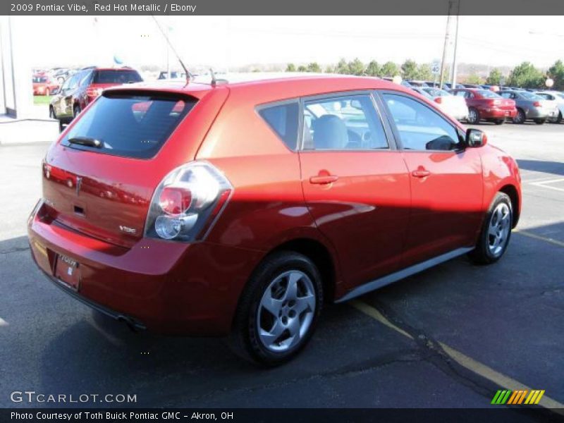 Red Hot Metallic / Ebony 2009 Pontiac Vibe