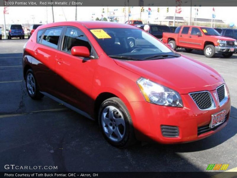 Red Hot Metallic / Ebony 2009 Pontiac Vibe