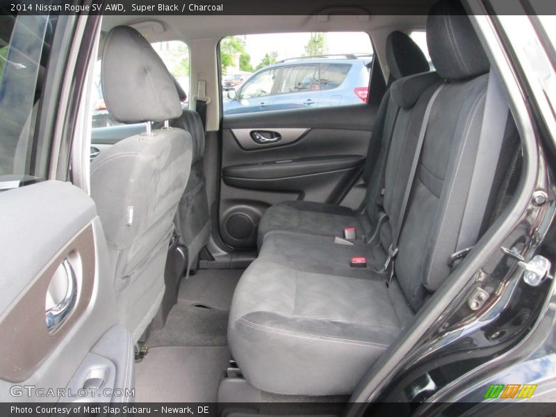 Super Black / Charcoal 2014 Nissan Rogue SV AWD