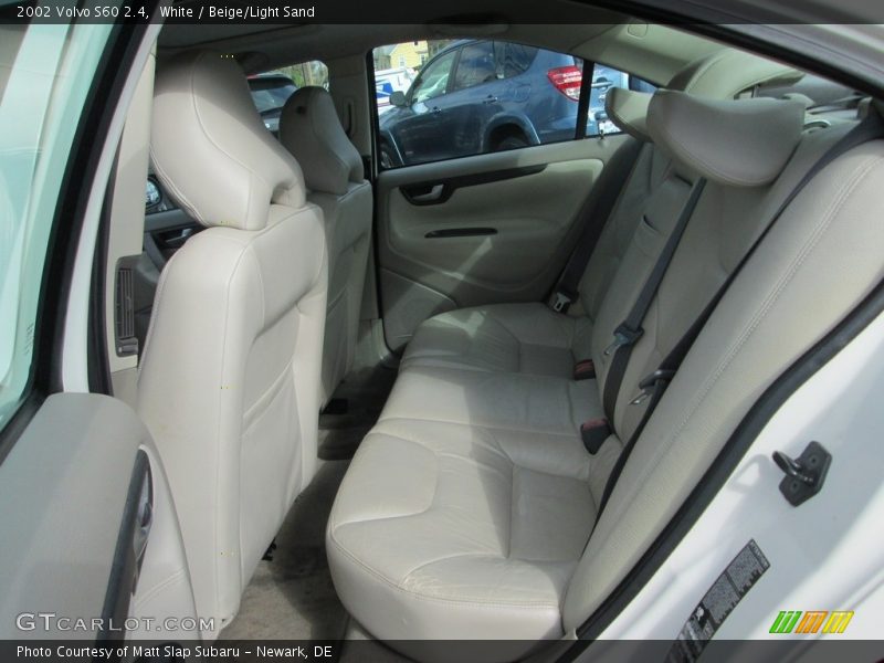 White / Beige/Light Sand 2002 Volvo S60 2.4