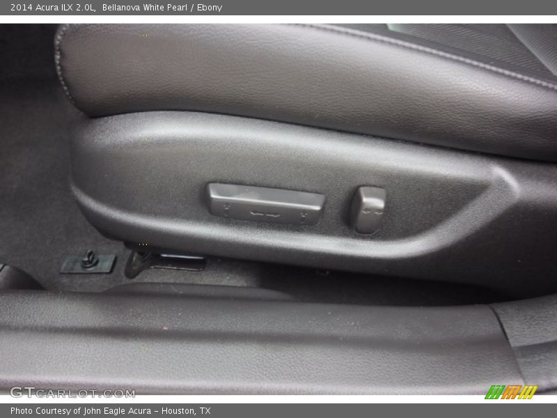 Bellanova White Pearl / Ebony 2014 Acura ILX 2.0L