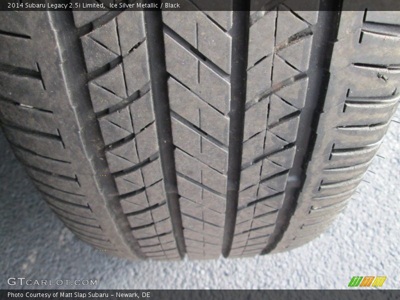 Ice Silver Metallic / Black 2014 Subaru Legacy 2.5i Limited