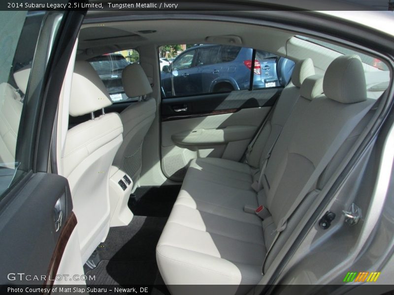 Tungsten Metallic / Ivory 2014 Subaru Legacy 2.5i Limited