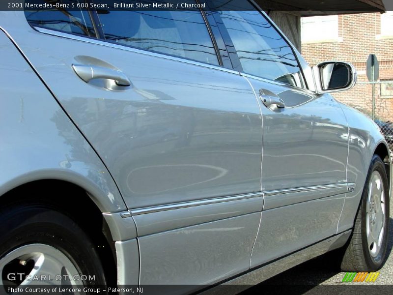 Brilliant Silver Metallic / Charcoal 2001 Mercedes-Benz S 600 Sedan