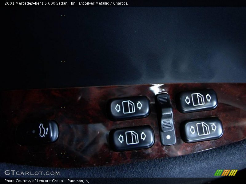 Brilliant Silver Metallic / Charcoal 2001 Mercedes-Benz S 600 Sedan