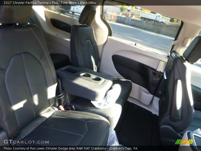 Tusk White / Black/Alloy 2017 Chrysler Pacifica Touring L Plus