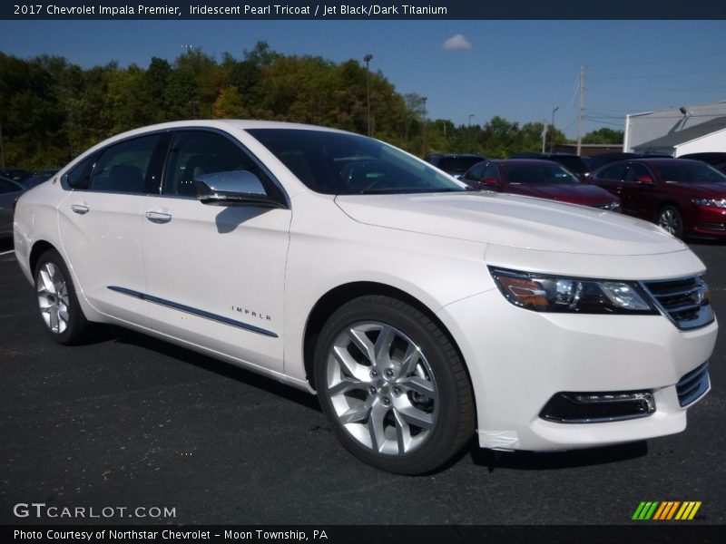 Front 3/4 View of 2017 Impala Premier