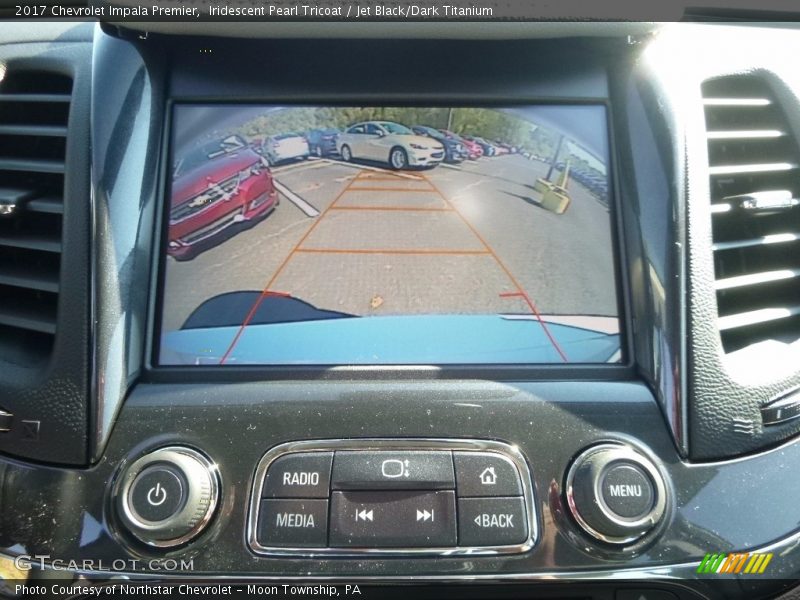 Iridescent Pearl Tricoat / Jet Black/Dark Titanium 2017 Chevrolet Impala Premier