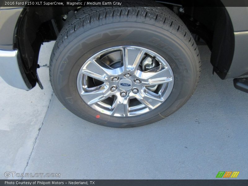 Magnetic / Medium Earth Gray 2016 Ford F150 XLT SuperCrew