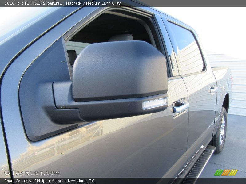 Magnetic / Medium Earth Gray 2016 Ford F150 XLT SuperCrew