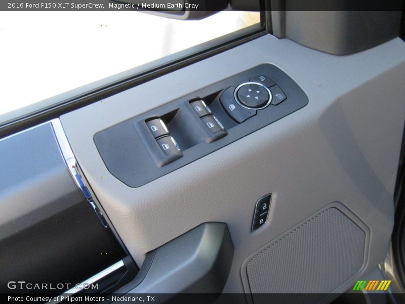 Magnetic / Medium Earth Gray 2016 Ford F150 XLT SuperCrew
