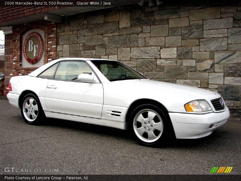Glacier White / Java 2000 Mercedes-Benz SL 500 Roadster