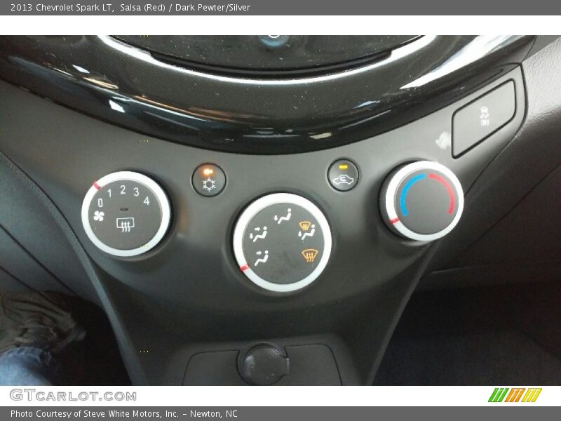 Salsa (Red) / Dark Pewter/Silver 2013 Chevrolet Spark LT