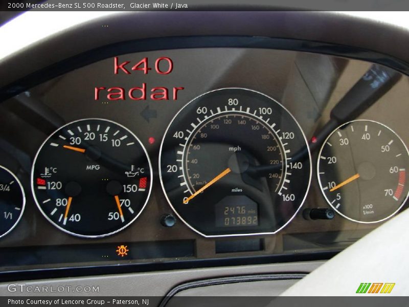 Glacier White / Java 2000 Mercedes-Benz SL 500 Roadster