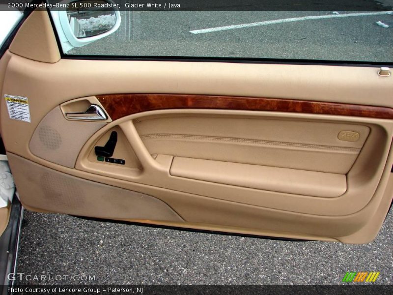 Glacier White / Java 2000 Mercedes-Benz SL 500 Roadster