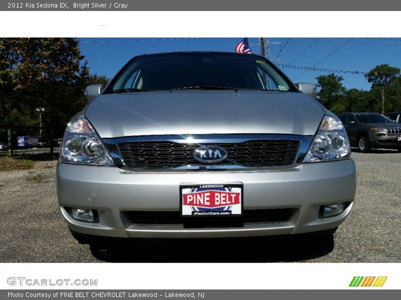 Bright Silver / Gray 2012 Kia Sedona EX