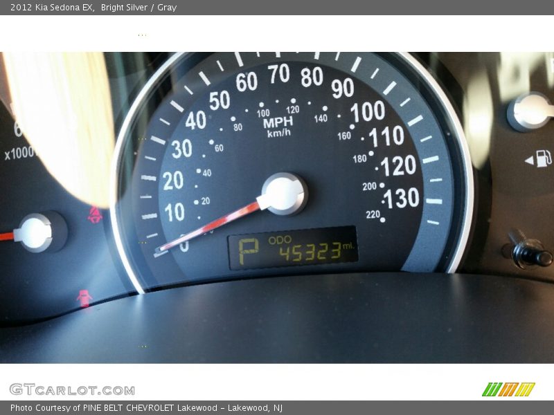 Bright Silver / Gray 2012 Kia Sedona EX