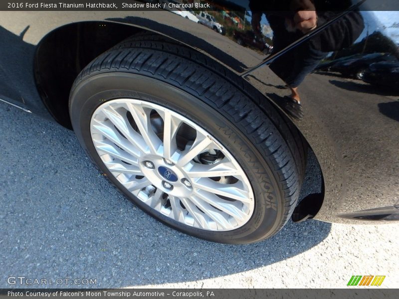 Shadow Black / Charcoal Black 2016 Ford Fiesta Titanium Hatchback