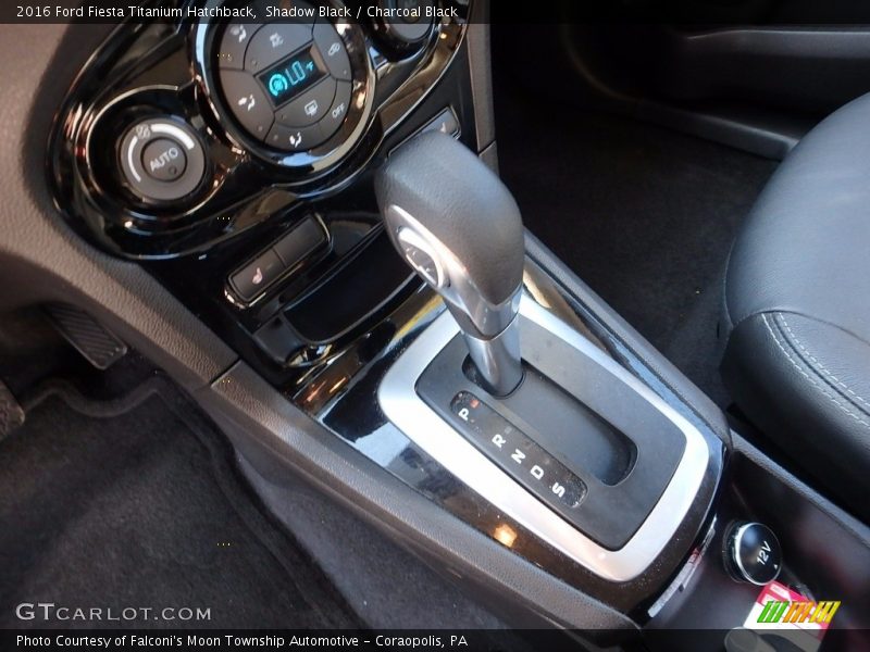 Shadow Black / Charcoal Black 2016 Ford Fiesta Titanium Hatchback