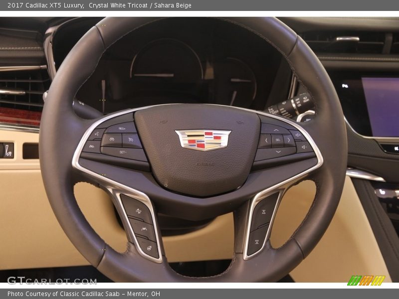 Crystal White Tricoat / Sahara Beige 2017 Cadillac XT5 Luxury