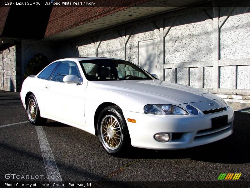 Diamond White Pearl / Ivory 1997 Lexus SC 400