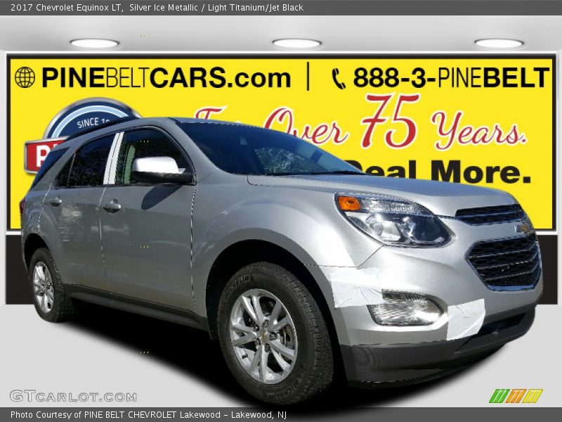 Silver Ice Metallic / Light Titanium/Jet Black 2017 Chevrolet Equinox LT