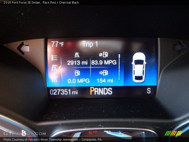 Race Red / Charcoal Black 2016 Ford Focus SE Sedan