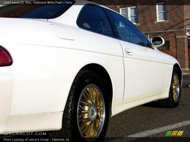 Diamond White Pearl / Ivory 1997 Lexus SC 400