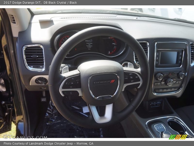 DB Black Crystal / Black 2017 Dodge Durango SXT