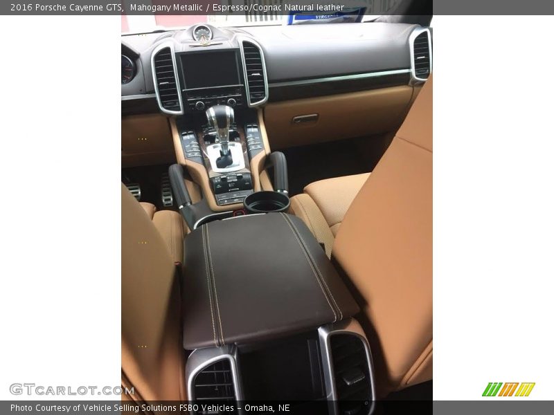 Mahogany Metallic / Espresso/Cognac Natural leather 2016 Porsche Cayenne GTS