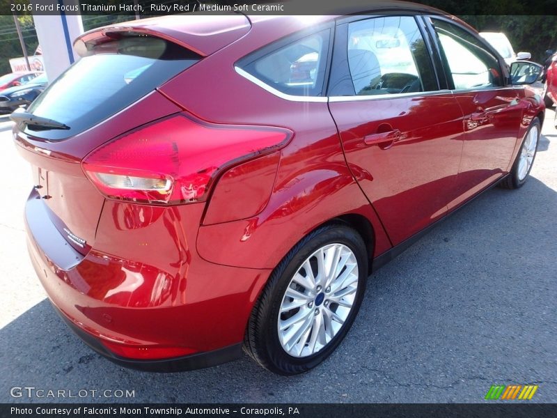 Ruby Red / Medium Soft Ceramic 2016 Ford Focus Titanium Hatch