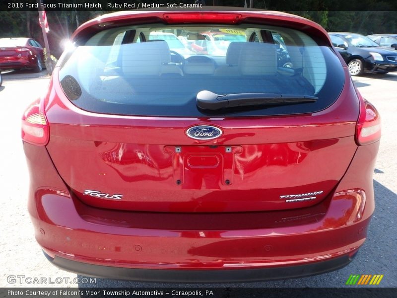 Ruby Red / Medium Soft Ceramic 2016 Ford Focus Titanium Hatch