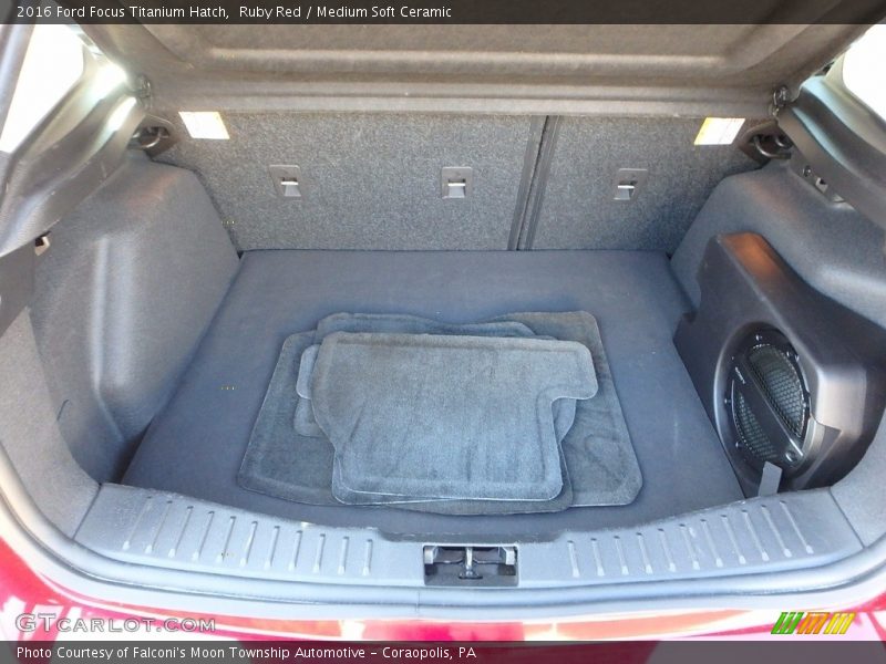 Ruby Red / Medium Soft Ceramic 2016 Ford Focus Titanium Hatch