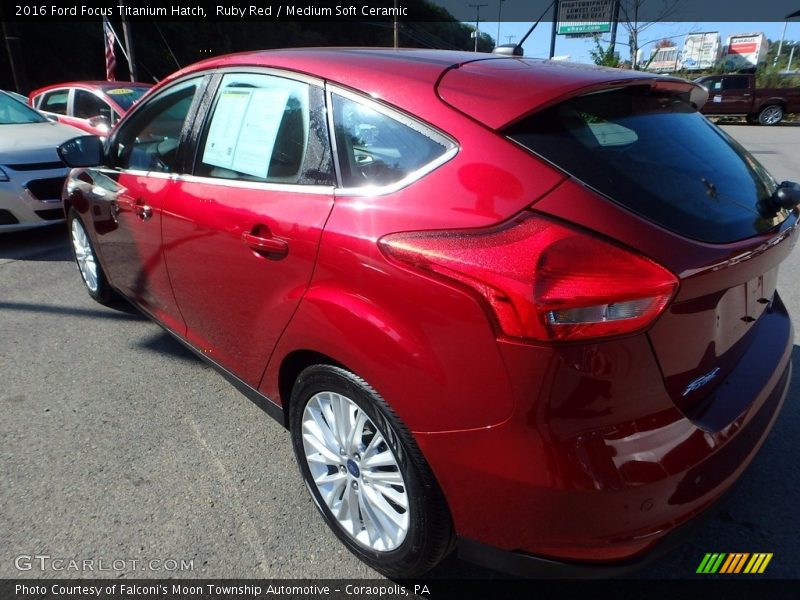 Ruby Red / Medium Soft Ceramic 2016 Ford Focus Titanium Hatch