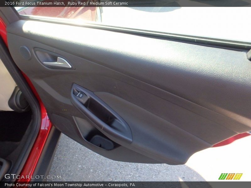 Ruby Red / Medium Soft Ceramic 2016 Ford Focus Titanium Hatch