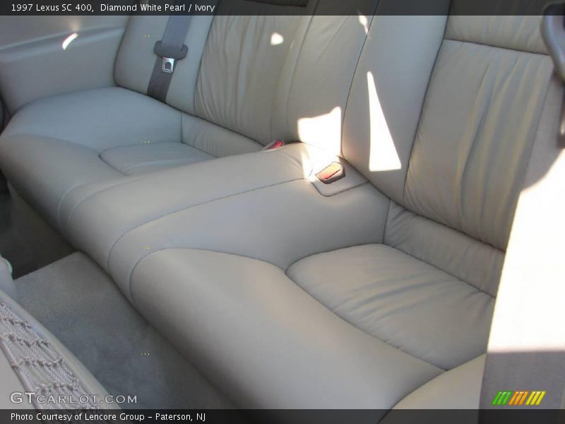 Diamond White Pearl / Ivory 1997 Lexus SC 400