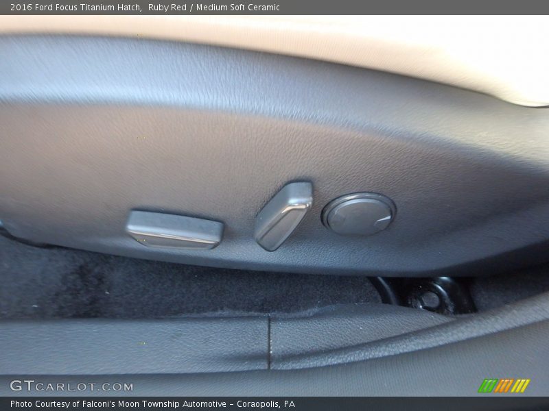 Ruby Red / Medium Soft Ceramic 2016 Ford Focus Titanium Hatch