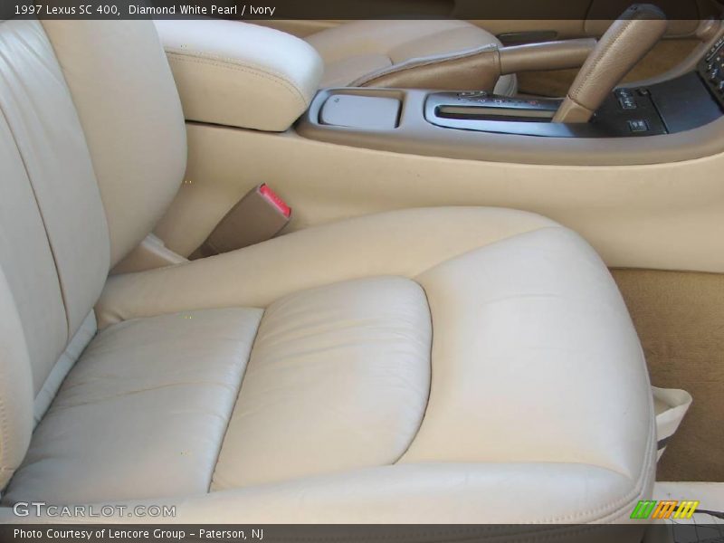 Diamond White Pearl / Ivory 1997 Lexus SC 400