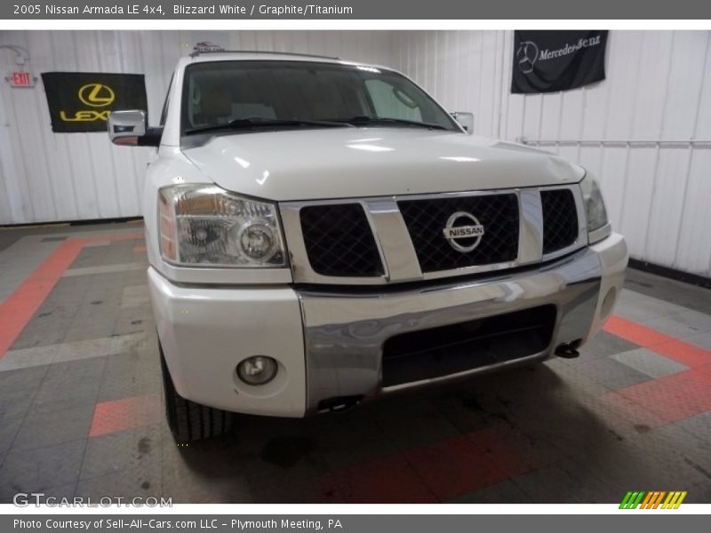 Blizzard White / Graphite/Titanium 2005 Nissan Armada LE 4x4