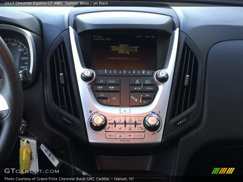 Summit White / Jet Black 2017 Chevrolet Equinox LT AWD