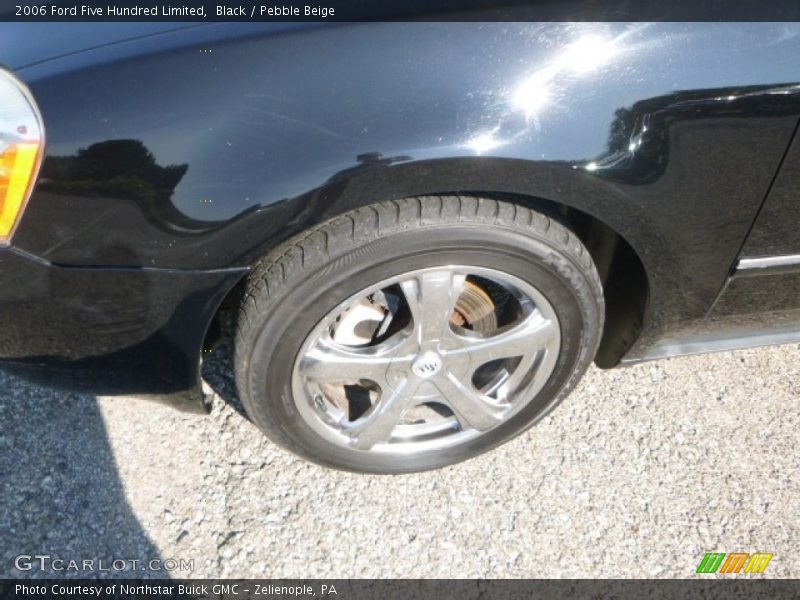 Black / Pebble Beige 2006 Ford Five Hundred Limited