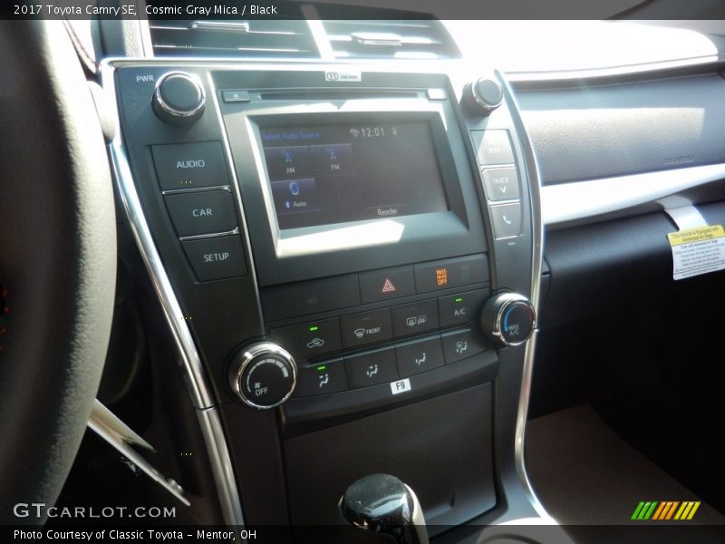 Cosmic Gray Mica / Black 2017 Toyota Camry SE