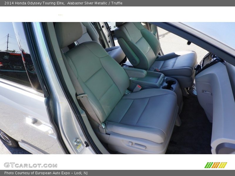 Alabaster Silver Metallic / Truffle 2014 Honda Odyssey Touring Elite