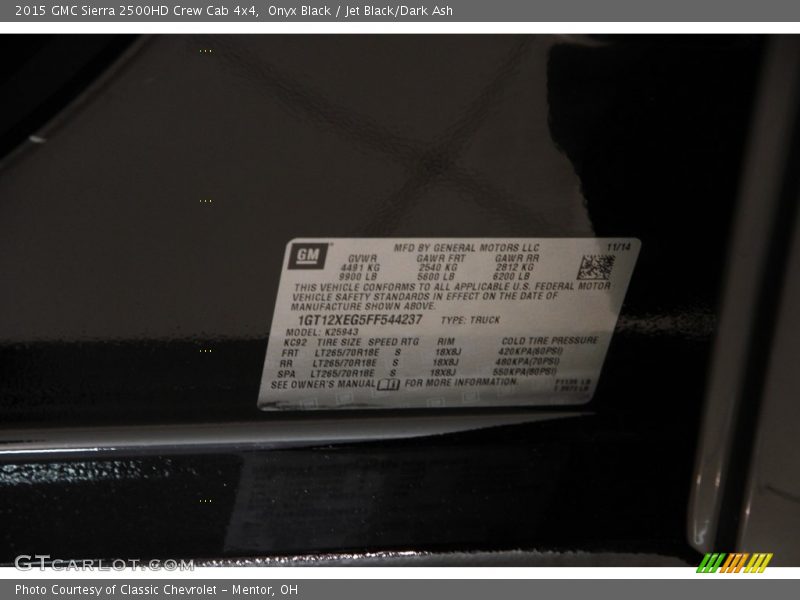 Onyx Black / Jet Black/Dark Ash 2015 GMC Sierra 2500HD Crew Cab 4x4