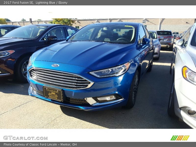 Lightning Blue / Ebony 2017 Ford Fusion SE