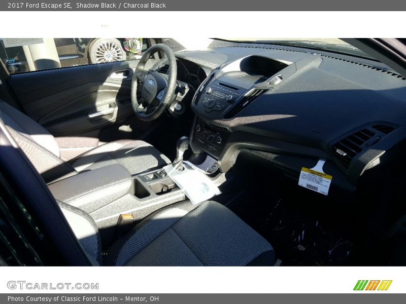 Shadow Black / Charcoal Black 2017 Ford Escape SE