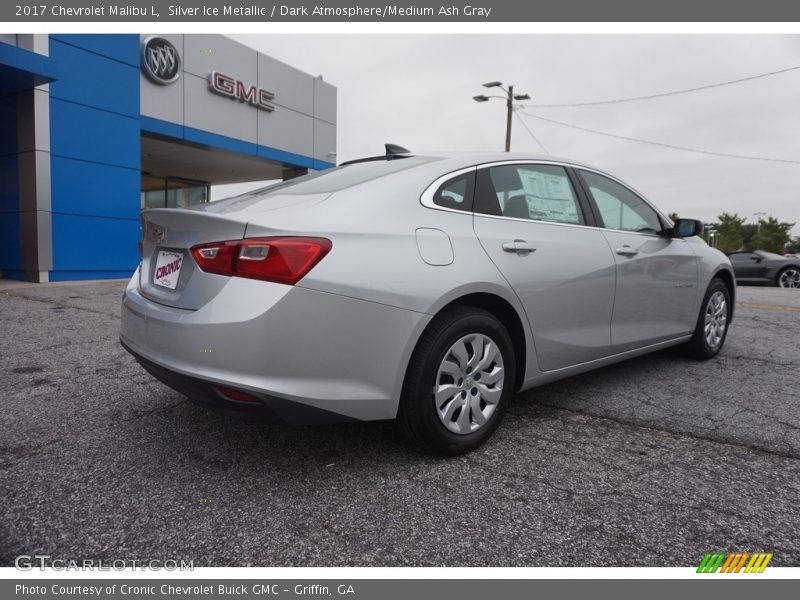 Silver Ice Metallic / Dark Atmosphere/Medium Ash Gray 2017 Chevrolet Malibu L